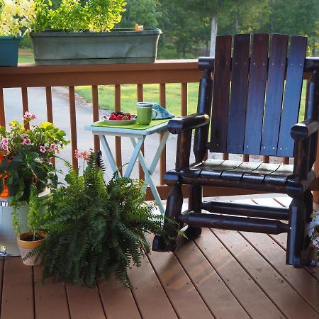 Bedford Landings Bed & Breakfast Moneta Экстерьер фото